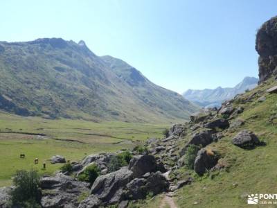 Valles Occidentales; Hecho y Ansó; mochila montaña niño rioja santiago gerundense monte toloño ajo n